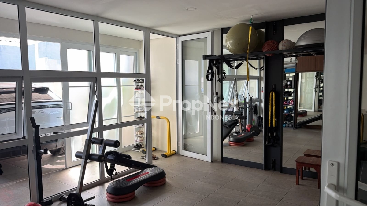 DIJUAL WATERFRONT CITRALAND - Rumah nyaman dengan fasilitas lengkap di lokasi premium Citraland! — foto 6